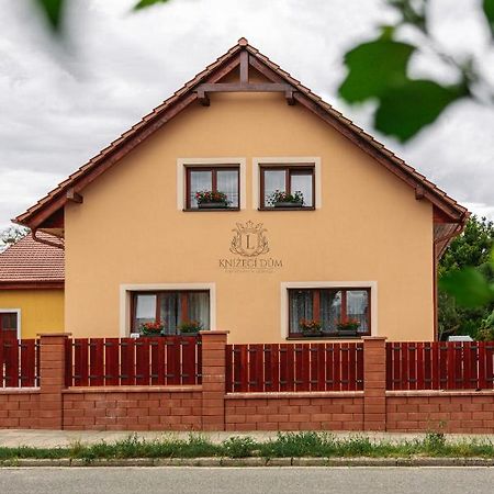 KNÍŽECÍ DŮM - ubytování v Lednici Lednice Exterior foto